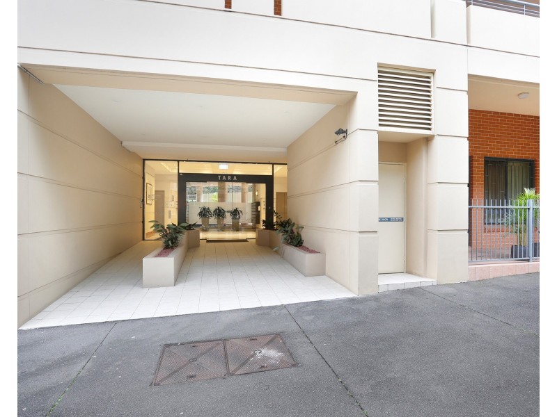 3/2-10  Quarry Master Drive, Pyrmont NSW 2009