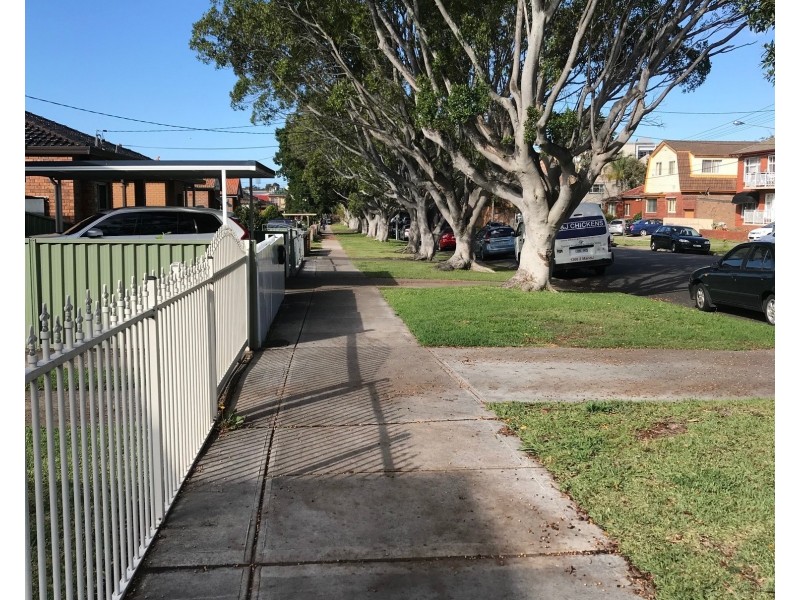69 Leylands Parade, Belmore NSW 2192