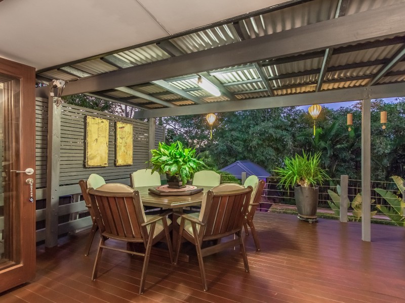 19 Mitchell Avenue, Molendinar QLD 4214