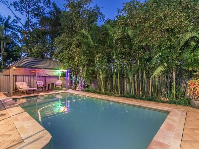 19 Mitchell Avenue, Molendinar QLD 4214