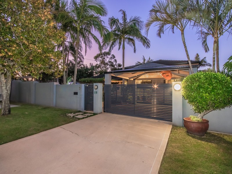 19 Mitchell Avenue, Molendinar QLD 4214