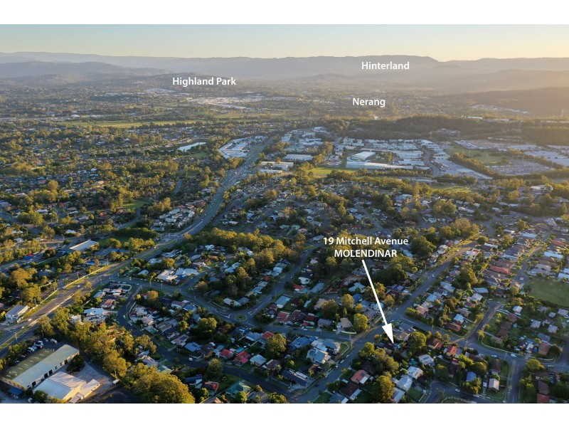 19 Mitchell Avenue, Molendinar QLD 4214