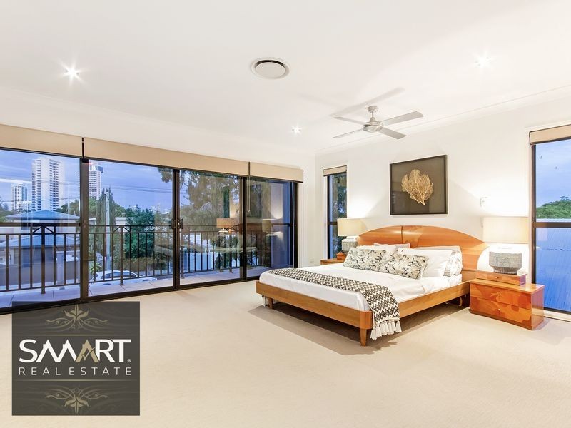 53 Amalfi Drive, Isle Of Capri QLD 4217