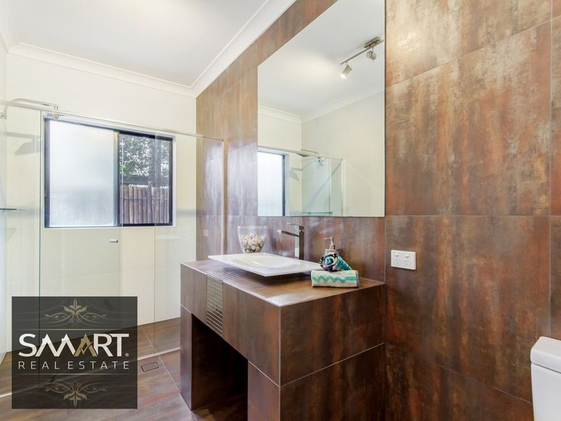 53 Amalfi Drive, Isle Of Capri QLD 4217