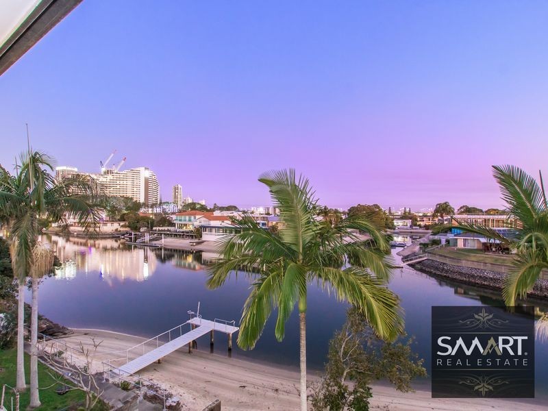 10/18-20 Sunshine Boulevard, Broadbeach Waters QLD 4218