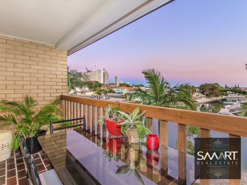 10/18-20 Sunshine Boulevard, Broadbeach Waters QLD 4218