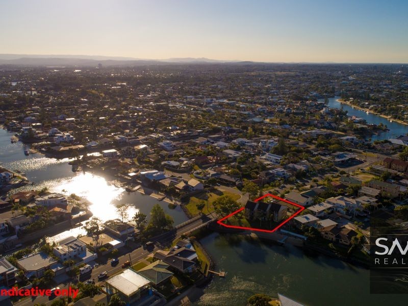 10/18-20 Sunshine Boulevard, Broadbeach Waters QLD 4218