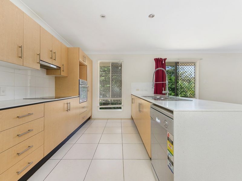 1 Irwin Street, Parkwood QLD 4214