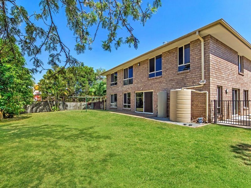 1 Irwin Street, Parkwood QLD 4214