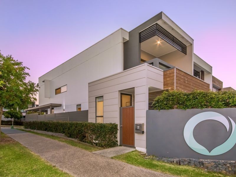 2 Parnell Boulevard, Robina QLD 4226
