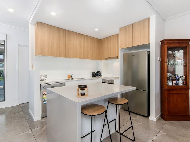 2 Parnell Boulevard, Robina QLD 4226