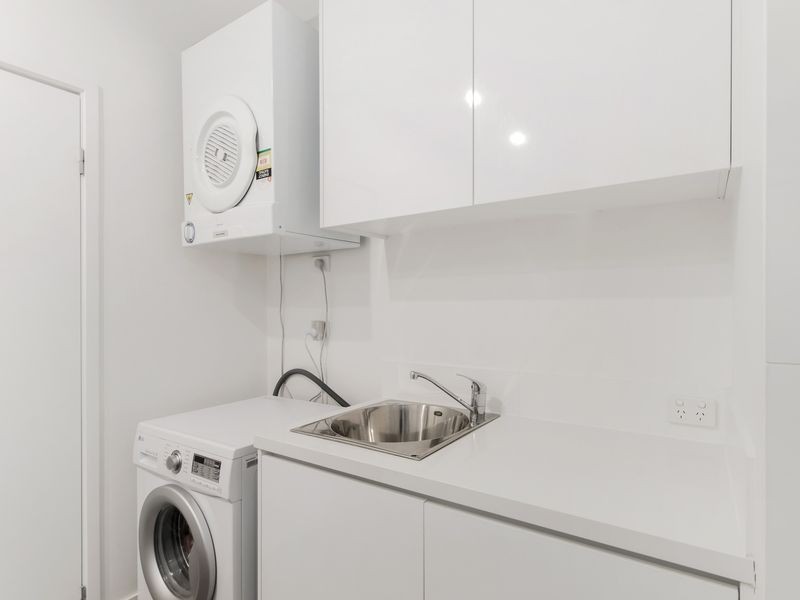 2 Parnell Boulevard, Robina QLD 4226