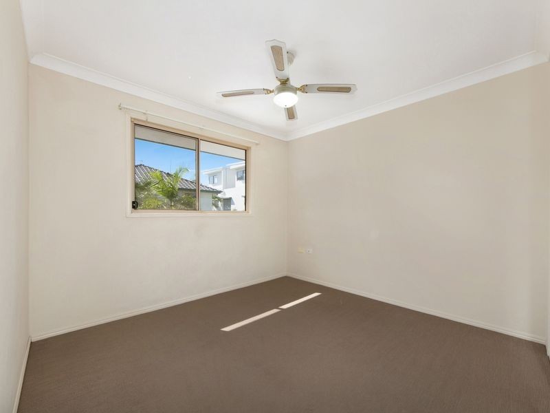 3/50 Blake Street, Southport QLD 4215