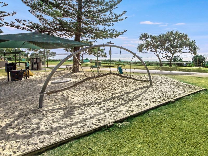 3/24 Eden Avenue, Rainbow Bay QLD 4225