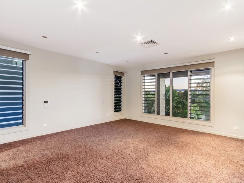 3028 The Boulevarde, Benowa QLD 4217