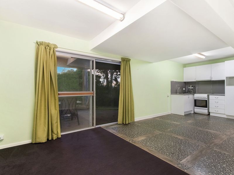 4 Harneil Place, Carrara QLD 4211