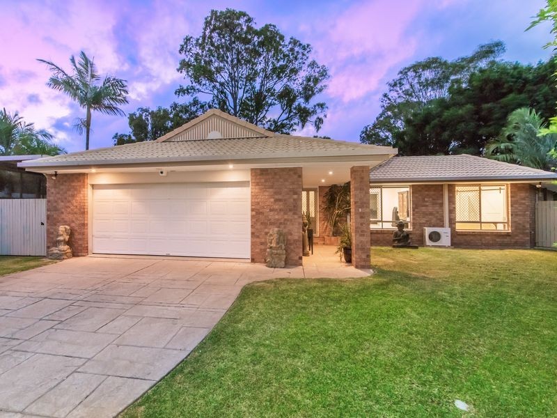 62 Kawana Crescent, Ashmore QLD 4214