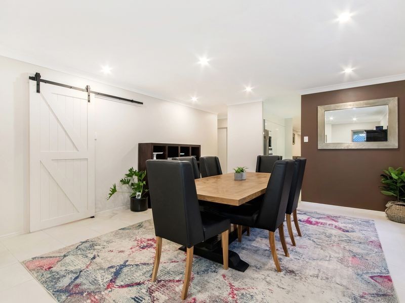 62 Kawana Crescent, Ashmore QLD 4214