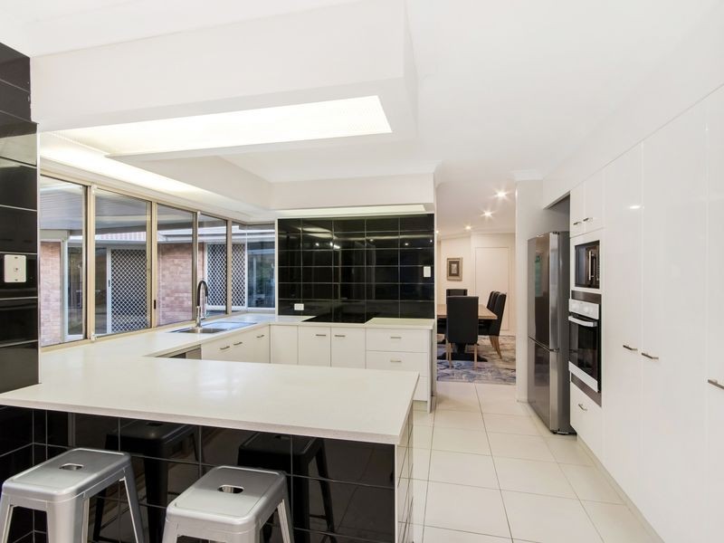 62 Kawana Crescent, Ashmore QLD 4214