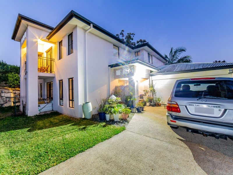 1 Harvil Road, Molendinar QLD 4214