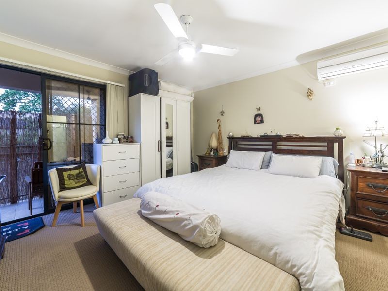 1 Harvil Road, Molendinar QLD 4214