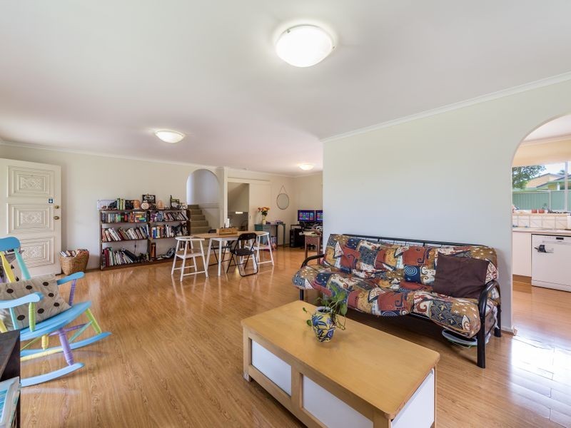 5 Carrabean Avenue, Ashmore QLD 4214