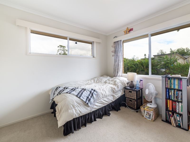5 Carrabean Avenue, Ashmore QLD 4214