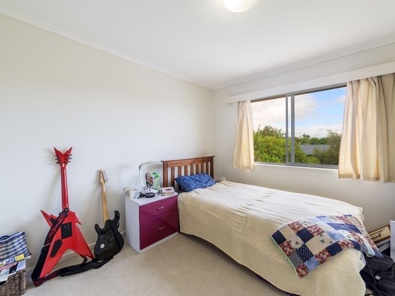 5 Carrabean Avenue, Ashmore QLD 4214