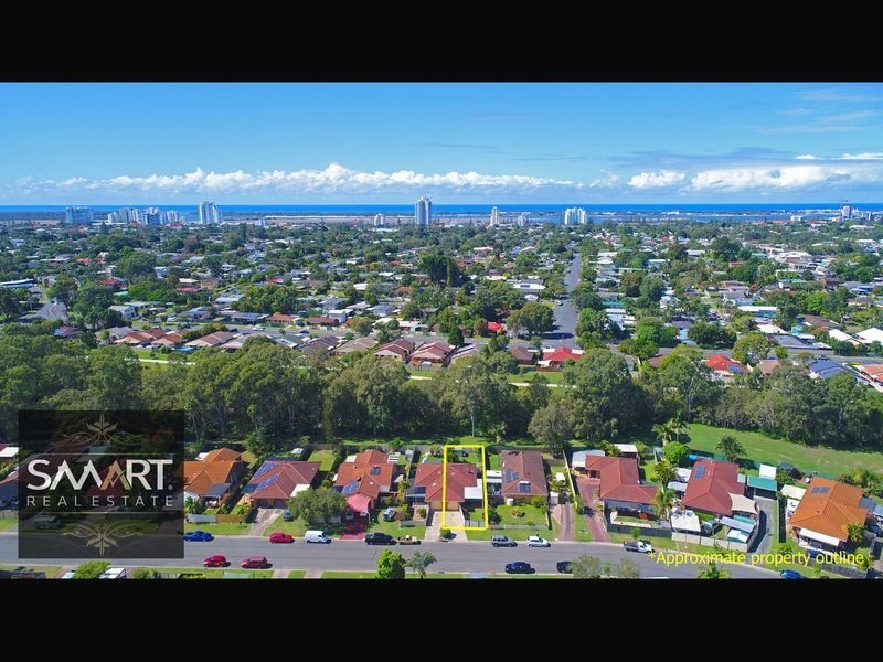 1/43 Morinda Way, Labrador QLD 4215