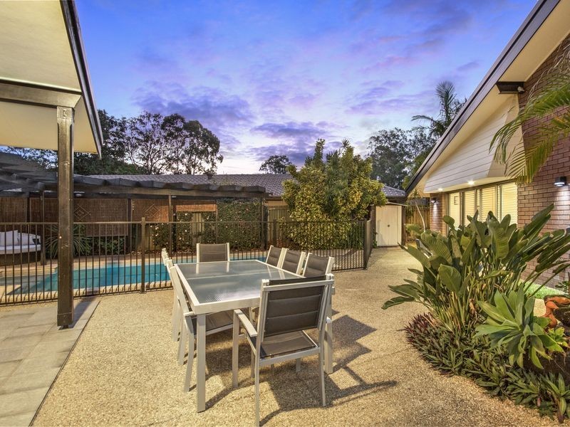 111 Alison Road, Carrara QLD 4211