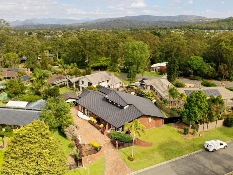 111 Alison Road, Carrara QLD 4211