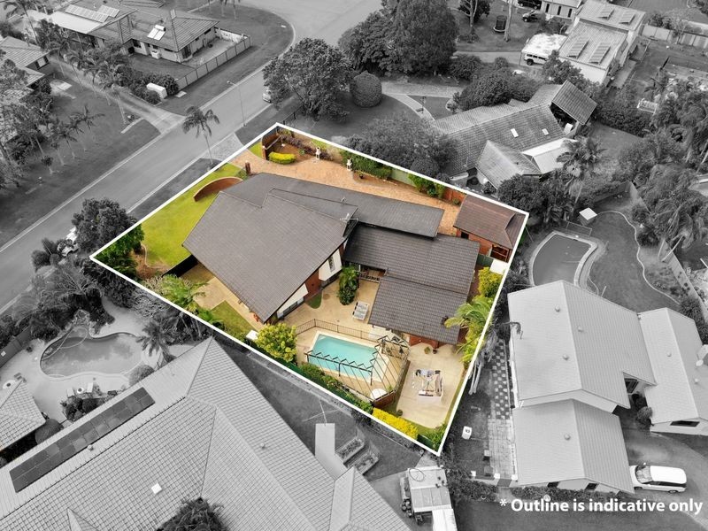 111 Alison Road, Carrara QLD 4211