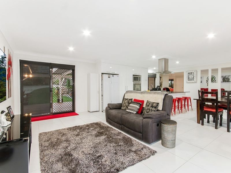 31 Hickey Way, Carrara QLD 4211