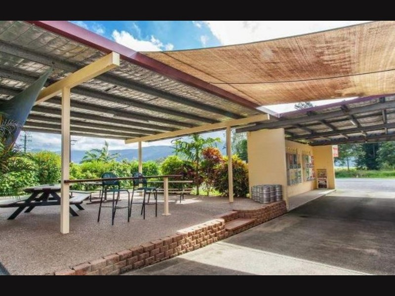 69475  Bruce Highway, Fishery Falls QLD 4871