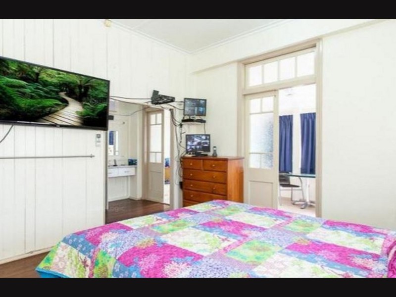 69475  Bruce Highway, Fishery Falls QLD 4871