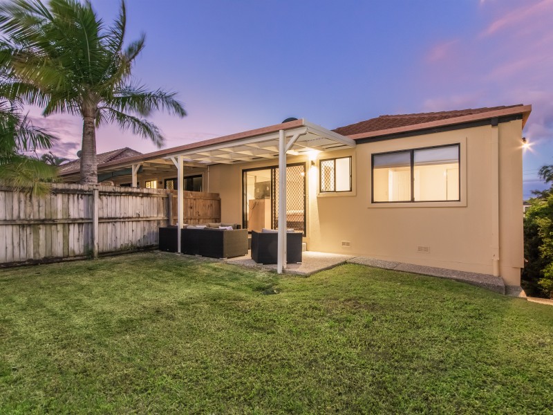 1 / 56  Hollywell Road, Biggera Waters QLD 4216