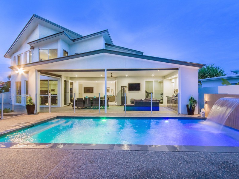 Biggera Waters QLD 4216