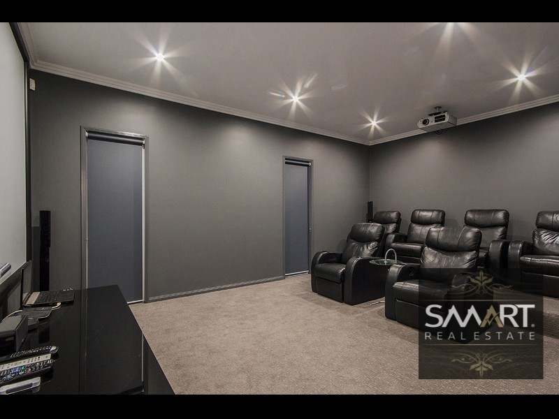 Biggera Waters QLD 4216