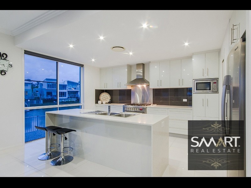 Biggera Waters QLD 4216