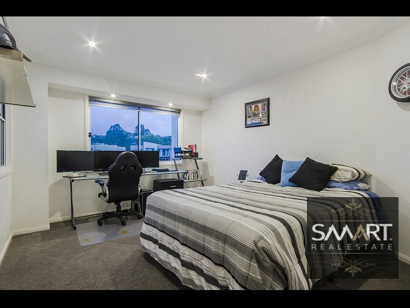 Biggera Waters QLD 4216