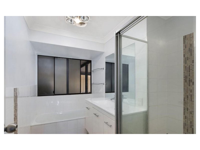 Carrara QLD 4211