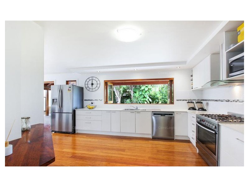 Broadbeach Waters QLD 4218