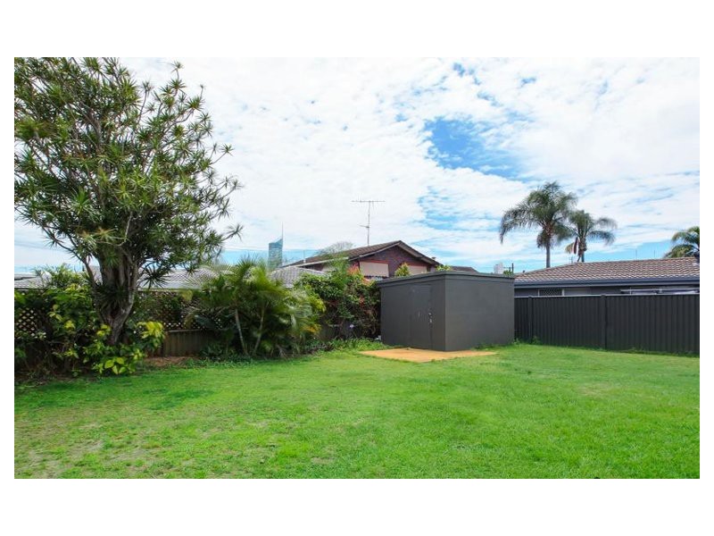 Broadbeach Waters QLD 4218