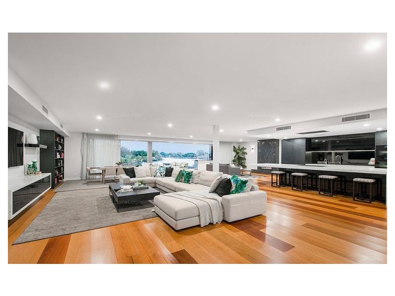Sorrento QLD 4217