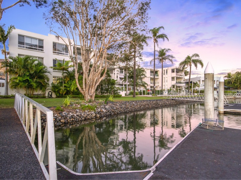 16/52 BACK STREET, Biggera Waters QLD 4216