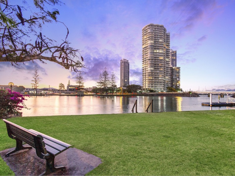 16/52 BACK STREET, Biggera Waters QLD 4216