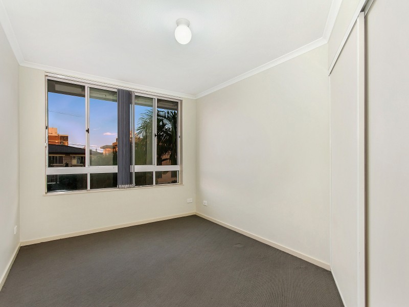 16/52 BACK STREET, Biggera Waters QLD 4216