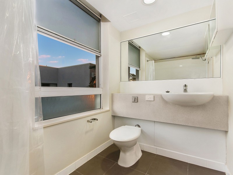 16/52 BACK STREET, Biggera Waters QLD 4216