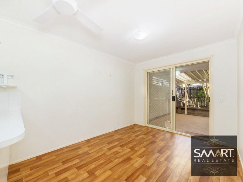 1/9 Melanie place, Labrador QLD 4215