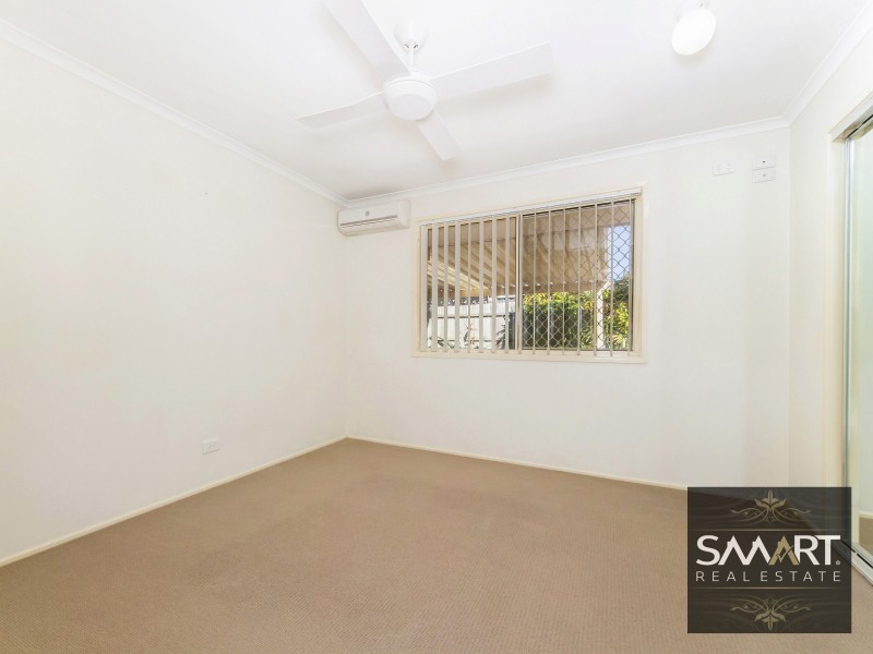 1/9 Melanie place, Labrador QLD 4215